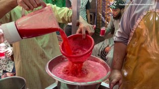 Famous Strawberry Juice in Pakistan