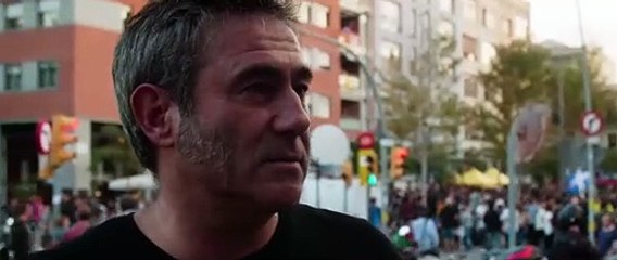 Avec un sourire, la révolution ! (2019) - Bande annonce