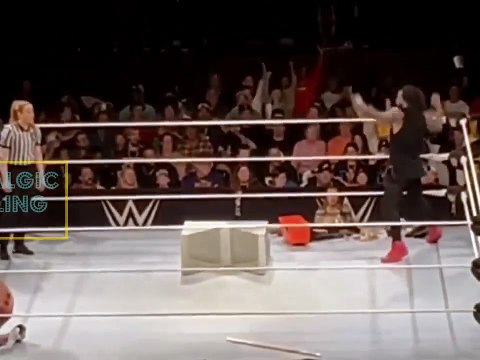 What happened after Jimmy uso goes for Roman reigns Superman punch on LA knight at WWE Supershow