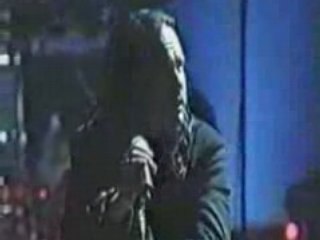 Korn - Falling Away From Me (live at the Apollo)