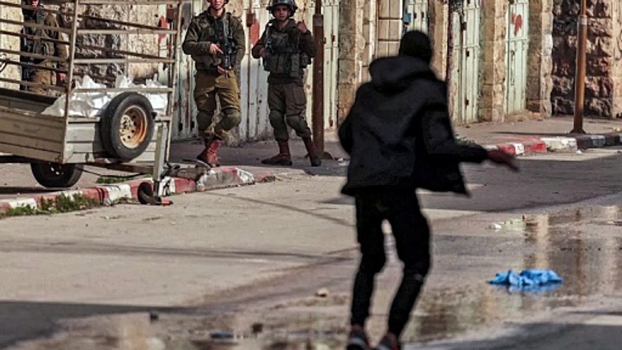 لكل أطفال الحجارة - إهداء إلى شعب فلسطين