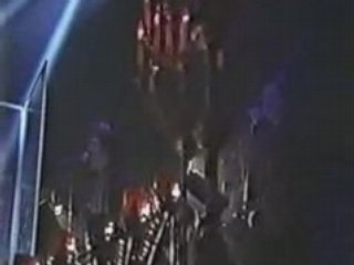 Korn - 4U (live at the Apollo)