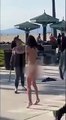 Plajda çırılçıplak dolaşan kadına çivili sopayla saldırı