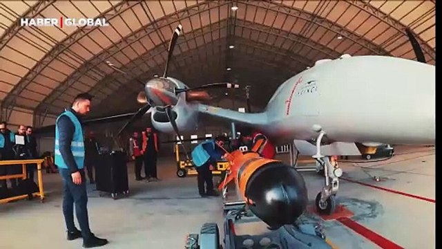 AKINCI'dan Çakır seyir füzesiyle tam isabet! O anlar paylaşıldı