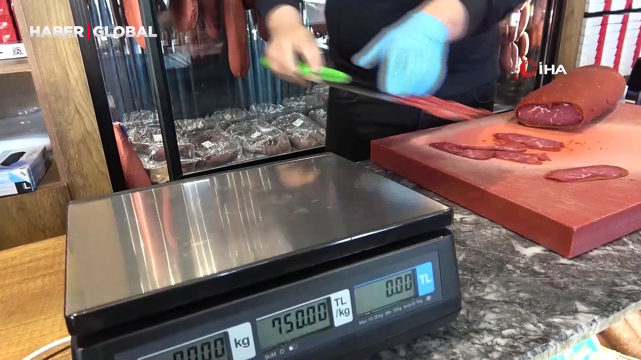 Ramazan ayı öncesi fiyatları cep yakıyor! Kilosu 750 lira, dilimi 7.5 TL