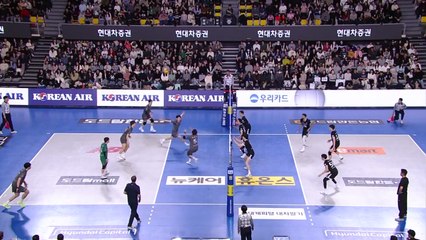 '8연승' 대한항공, 선두 질주 / YTN