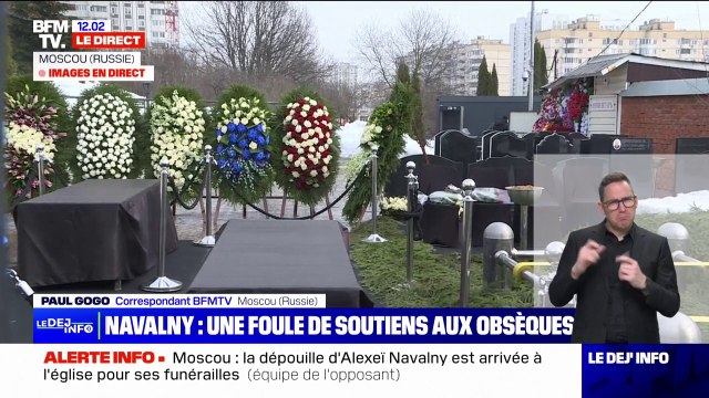 Obsèques d'Alexeï Navalny: une foule de soutiens à proximité de l'église