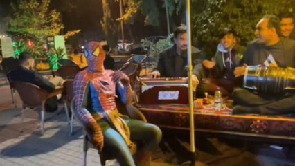 Webbed wonderland: Qawali serenade takes a twist in market square