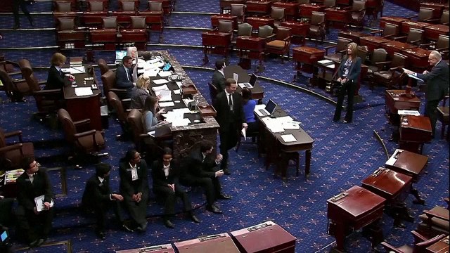 Congresso dos EUA aprova texto para evitar paralisação do governo federal