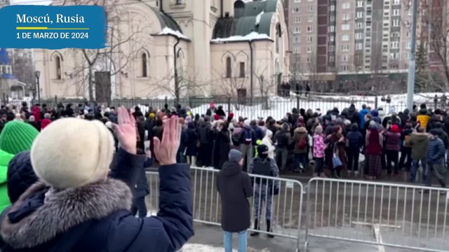 Miles de personas acuden al funeral del opositor ruso Alexei Navalni