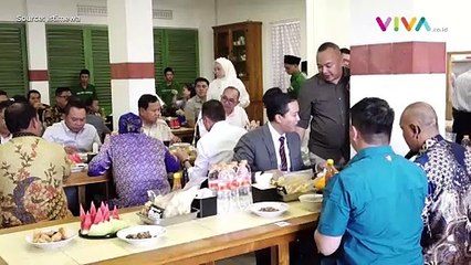 Prabowo dan Mayor Teddy Mukbang Bakso di Warung Dudung