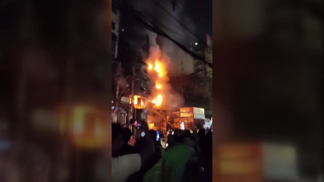 방글라데시 쇼핑몰 화재 최소 45명 사망 / YTN