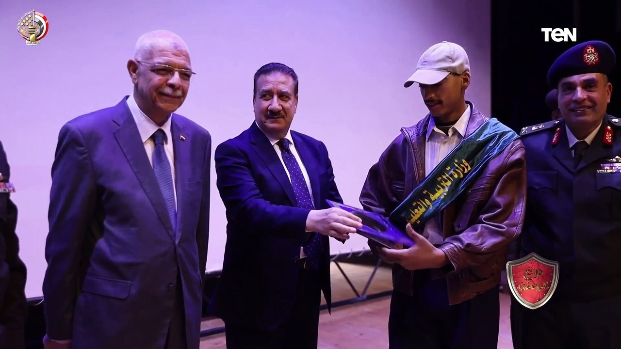 لقاءات خاصة مع كبار السن وذوي الهمم عقب تكريمهم...