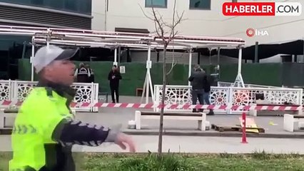 Tải video: Denizli'deki Pamukkale Üniversitesi Hastanesi bahçesinde silahlı saldırı! 2'si ağır 7 yaralı