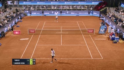 Santiago - L’alarme de son téléphone sonne, Alejandro Tabilo interrompt le match