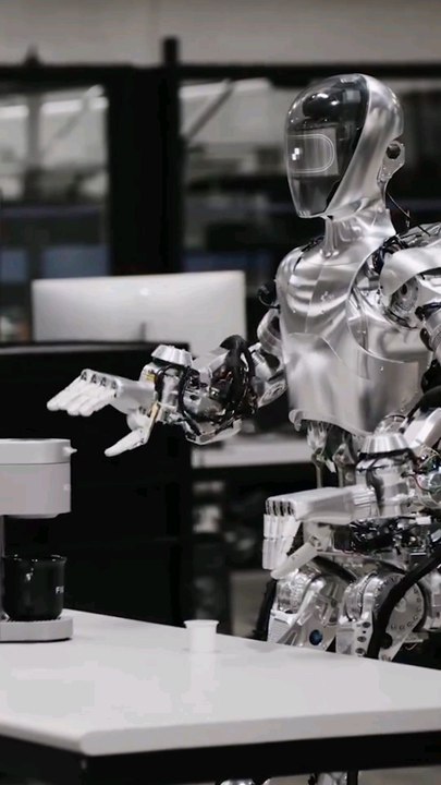 Ce nouveau robot est TERRIFIANT 