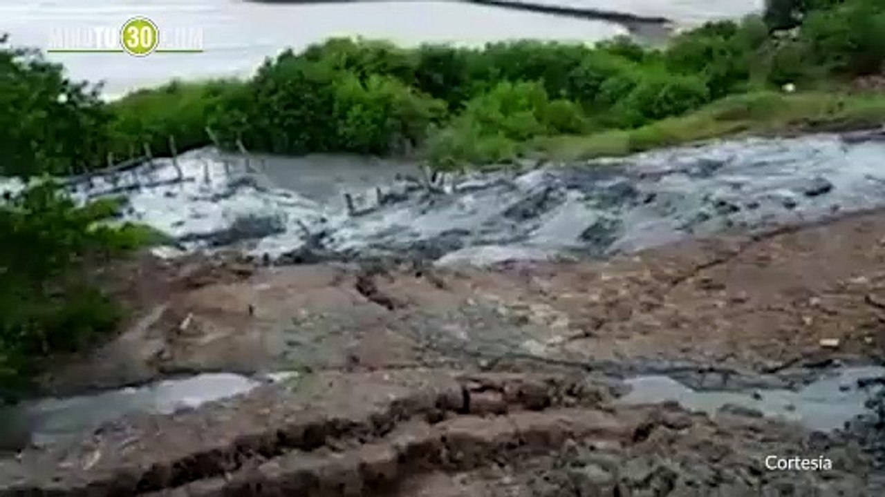 se rompió el talud del volcán de lodo de Arboletes