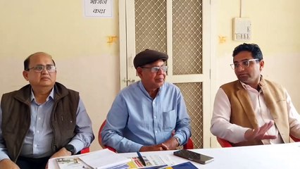 आश्रहीन, असहाय लावारिसों को आश्रय देने में लगा अपना घर आश्रम