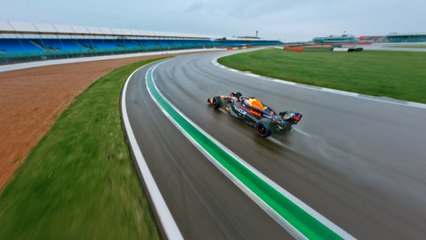 F1 : le drone le plus rapide du monde prend en chasse Verstappen à 350 km/h