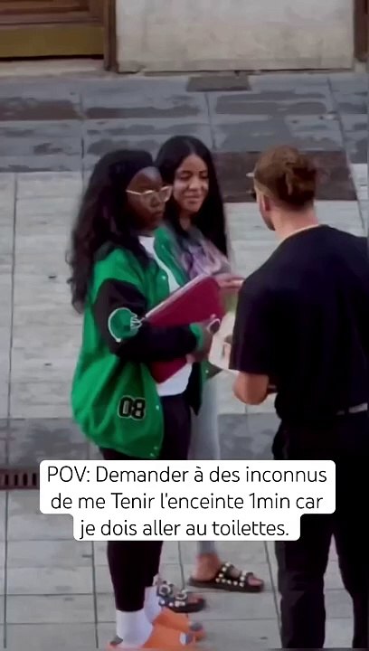 Leurs RÉACTIONS est MAGIQUE !!  #rire #drole #marrant #lyon #rue #dance #yescyrille