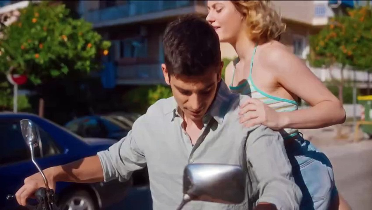 Medium - Trailer