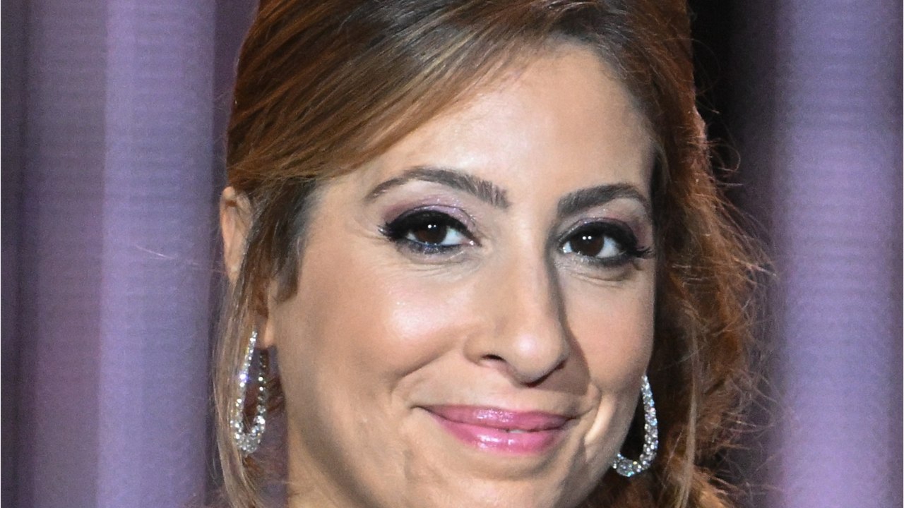 VOICI : Léa Salamé harcelée à l'école pour son prénom : l'animatrice se livre sur cette période difficile qui l'a poussée à en changer