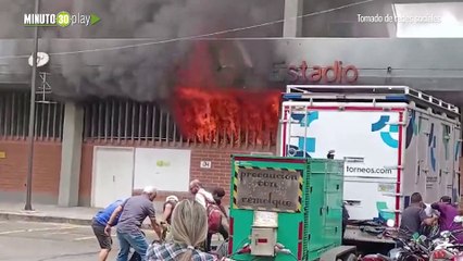 🔥 Incendio en el Estadio Polideportivo Sur de Envigado Controlado sin Heridos - thumbnail
