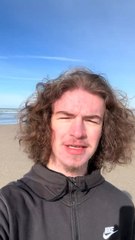 POURQUOI CE TIKTOKEUR TALMO CHOQUE TIKTOK PARCE QU’IL VA A LA PLAGE ? 