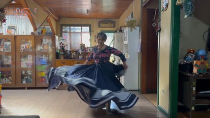 mqn-Herediana apasionada por el baile comparte su pasión con adultos mayores-010324