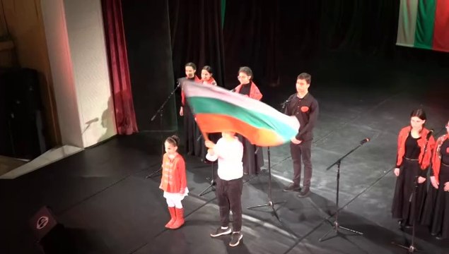 Концерт за Деня на самодееца в Тополовград