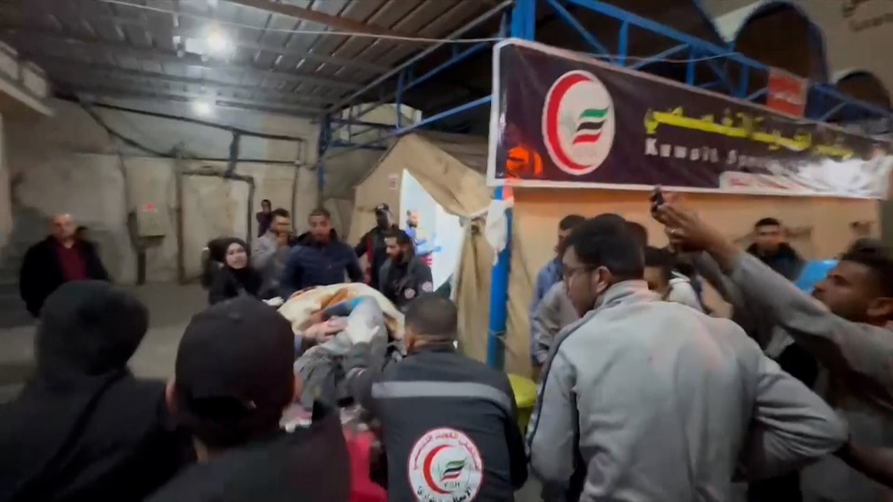 غارة إسرائيلية تستهدف منزلا في مخيم يبنا جنوب غزة