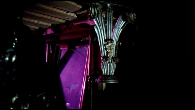 Six femmes pour l'assassin Bande-annonce (EN)