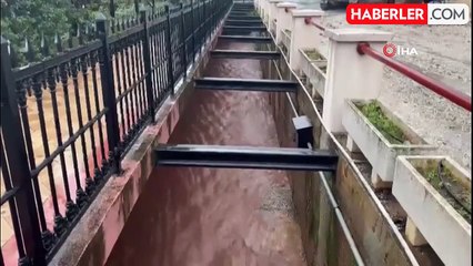 Marmaris'te şiddetli sağanak yağış etkili oldu