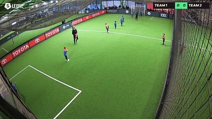 02/03 à 10:59 - Football Terrain Toyota (LeFive Valenciennes)