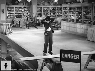 Charlie Chaplin - Modern Times - Roller Skating Scene