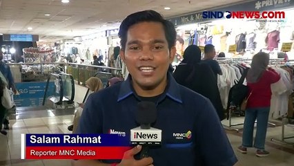 Pengunjung Padati Pasar Tanah Abang, Borong Belanjaan Jelang Ramadan
