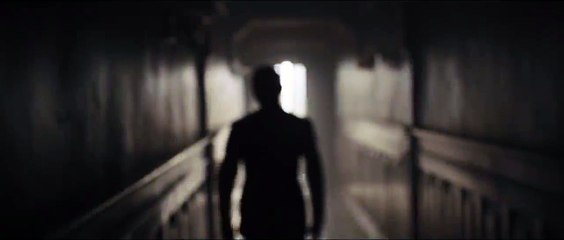 Être James Bond Bande-annonce (EN)