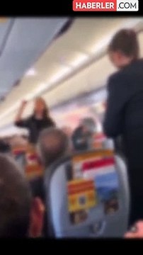 Uçak rötar yaptı, yolcular hava yoluna tepki gösterdi: Yemek gelmeden uçağı nasıl kaldırırsınız?