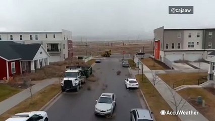 Homes invaded by tumbleweeds in Utah