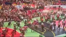 ​Video: ‘evistas’ y ‘arcistas’ se enfrentan con chicotazos y sillazos en el  congreso de Conamaq en Oruro