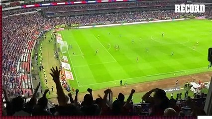 ASÍ le ANULARON el GOL al 'CHICHARITO' Hernández