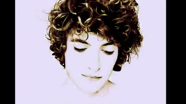 Les amours imaginaires Bande-annonce (DE)