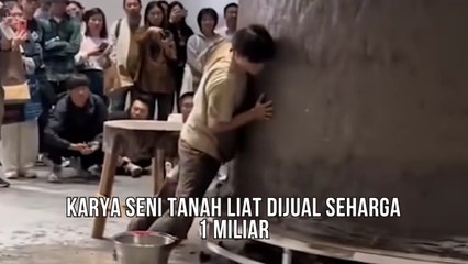 Karya Seni Tanah Liat Yang Dijual Seharga 1 Miliar