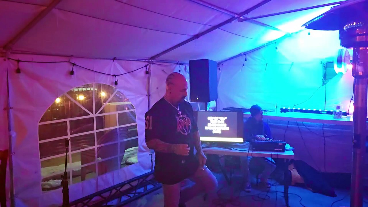 QUEENSRYCHE - EYES OF A STRANGER (EPIC VERSION PERFORMED AT LEATHERHEADS)