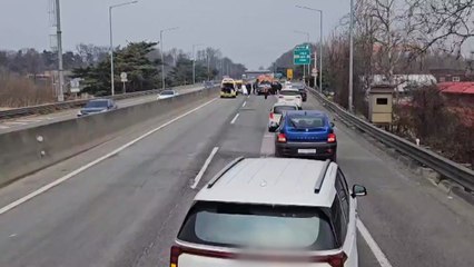 중부고속도로서 진로 변경 중 추돌 사고 🚗…운전자 경상, 사고 원인 조사 중