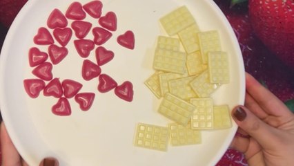How To Melt White Chocolate Perfectly | व्हाइट चॉकलेट से गार्निशिंग कैसे बनाएं | Tips & Tricks |
