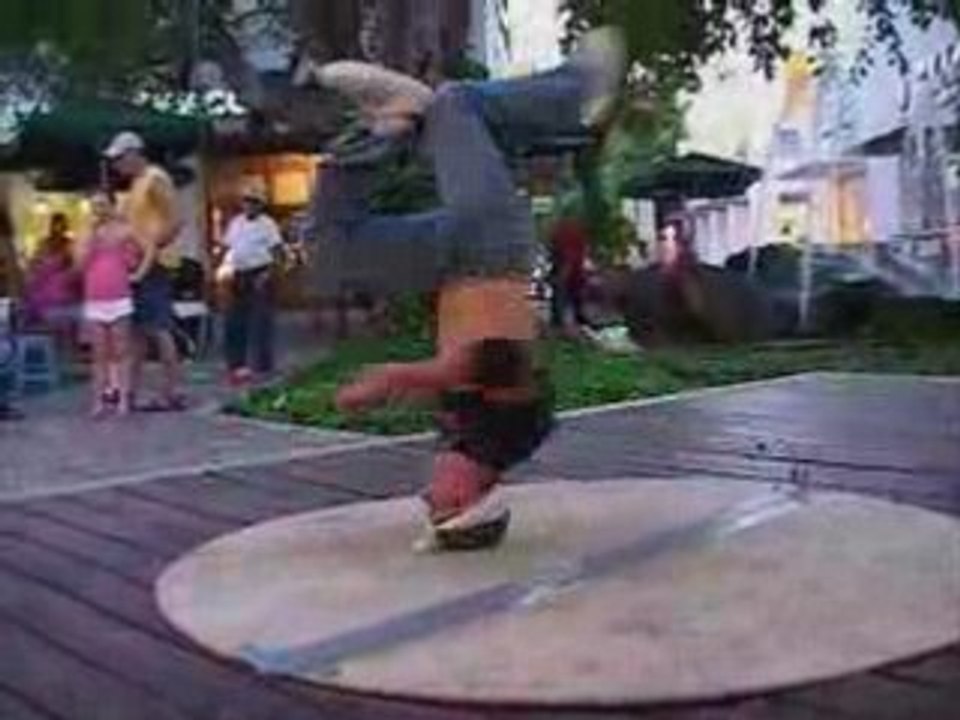 break dance a playa del carmen