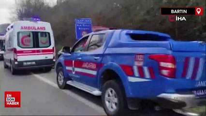 Bartın'da kurallara uymayan sürücü hız uyarı tabelasına çarparak durabildi