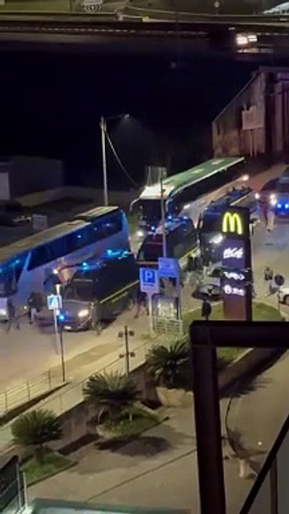 Derby Cosenza-Catanzaro, scontri tra tifosi giallorossi e forze dell’ordine nei pressi dello stadio al termine della gara