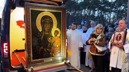 Powitanie obrazu Matki Bożej Częstochowskiej w parafii NSJ we Włocławku